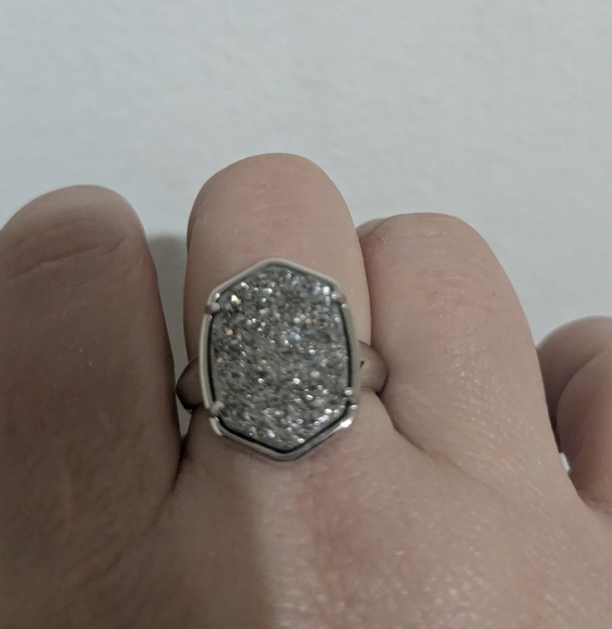 Kendra Scott Daphne Silver Statement Ring in Platinum Drusy - Size 9 - Picture 5 of 5